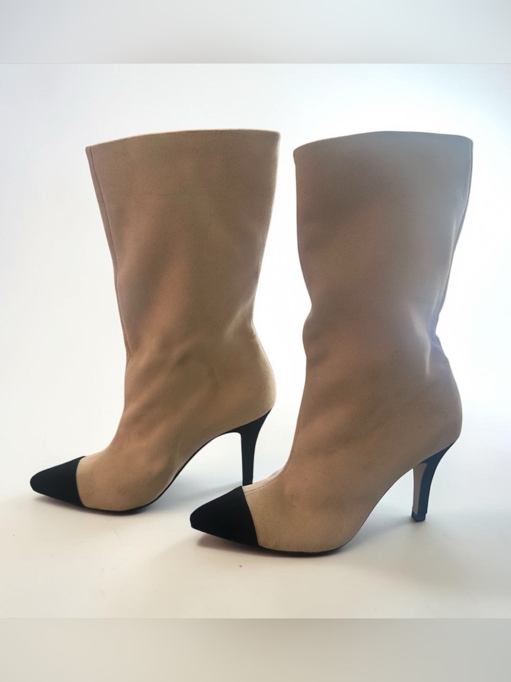 Rave Soft Suede Cap-Toe Stilleto Mid-Calf Boots Two-Toned Black & Cream (9) NWOT